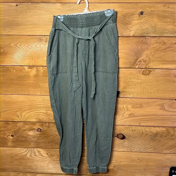 Abercrombie and Fitch women’s army green pants m elastic waist tie front pockets - Picture 1 of 8